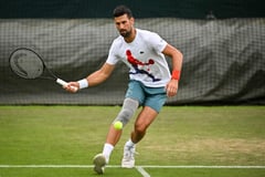 ROGER THAT: Djokovic nears Federer Wimby record